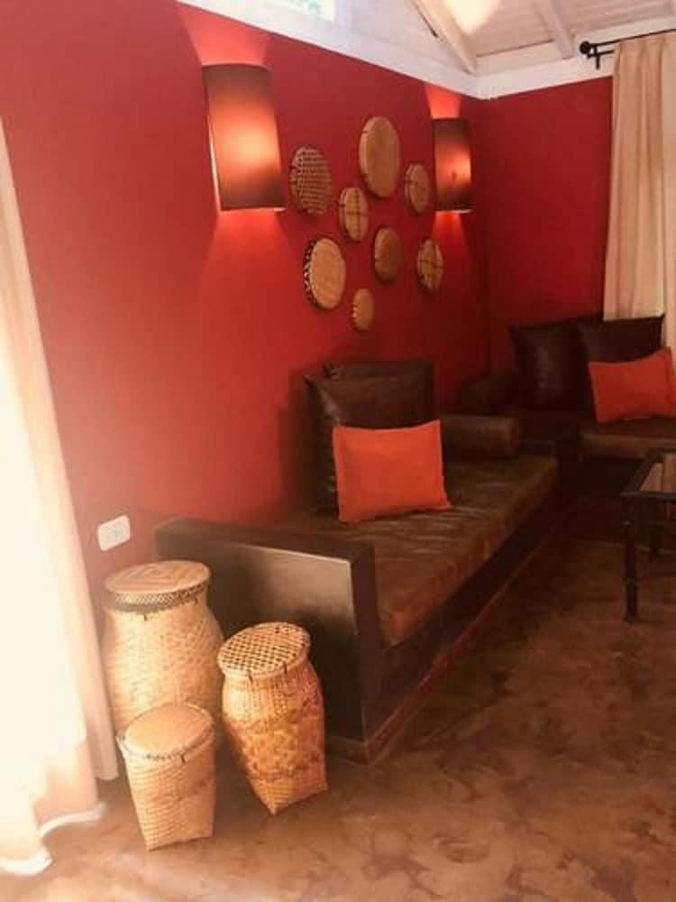 Raices Amambai Lodges Puerto Iguazú Eksteriør bilde