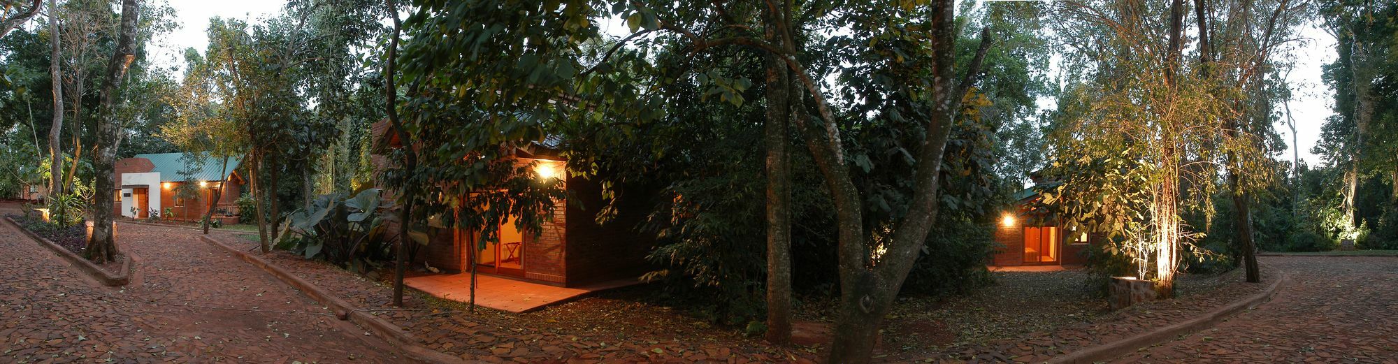 Raices Amambai Lodges Puerto Iguazú Eksteriør bilde